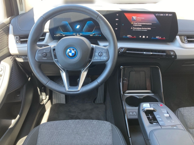 Bild 6: BMW 225e xDrive Active Tourer U06 XB2
