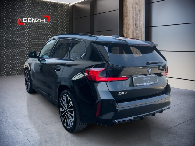 Bild 10: BMW iX1 xDrive30 U11 XE2