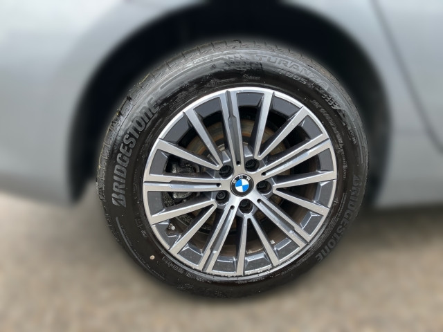 Bild 4: BMW 218d Active Tour B47