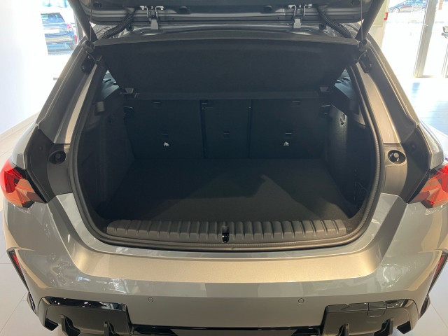 Bild 9: BMW 120 5-Türer F70 B38