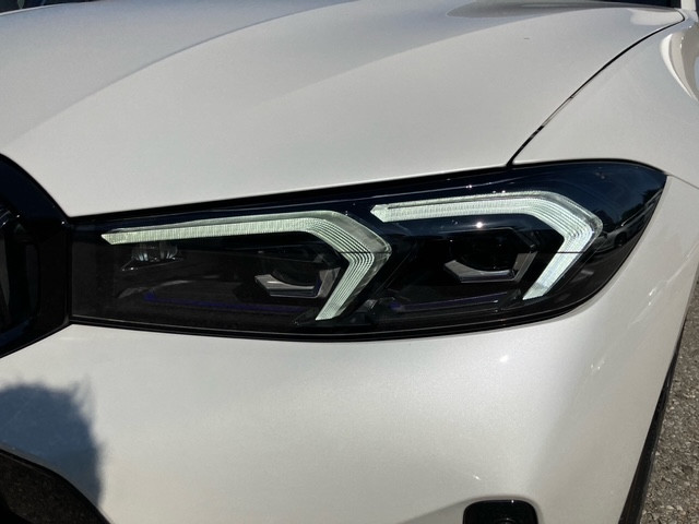 Bild 11: BMW 330e xDrive Touring