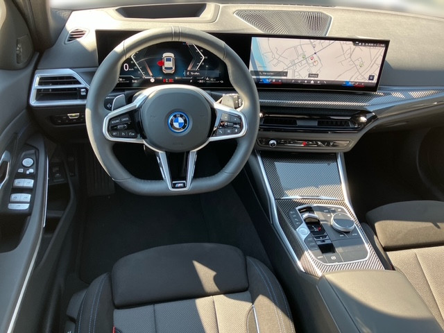 Bild 6: BMW 330e xDrive Touring