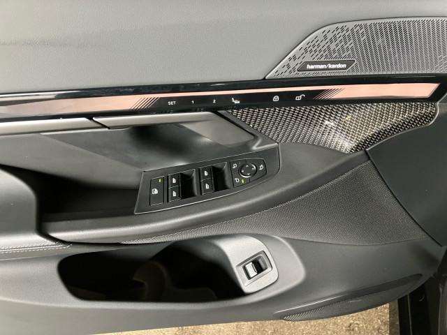 Bild 13: BMW i5 xDrive40 Limousine G60