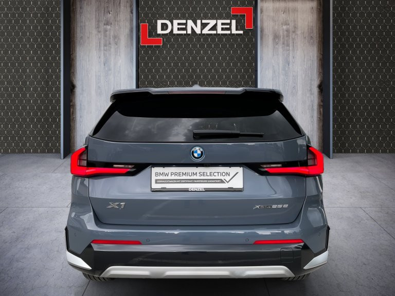 Bild 9: BMW X1 xDrive25e U11 XB2