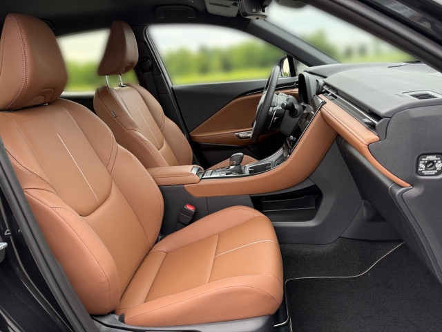 Bild 5: Lexus LBX Relax CVT 4x2