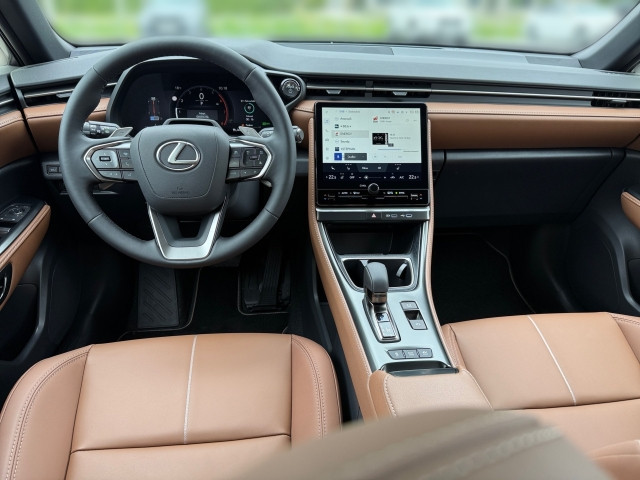 Bild 6: Lexus LBX Relax CVT 4x2