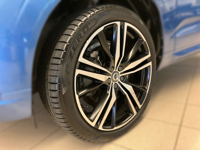 Bild 4: VOLVO PKW XC60 T6 AWD Recharge