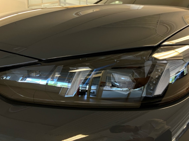 Bild 11: BMW i4 xDrive40 G26