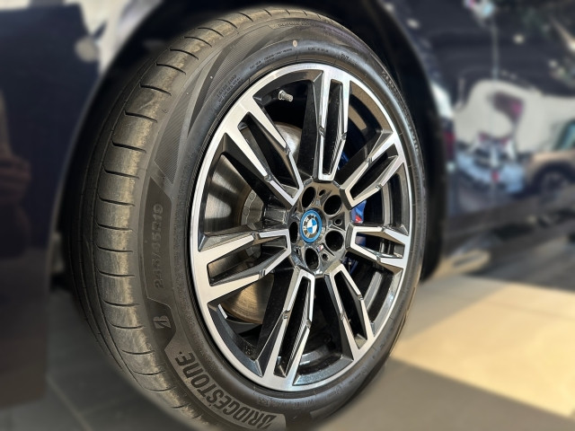 Bild 4: BMW i5 eDrive40 Touring G61