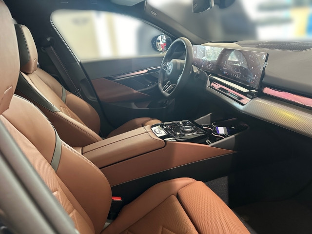 Bild 5: BMW i5 eDrive40 Touring G61