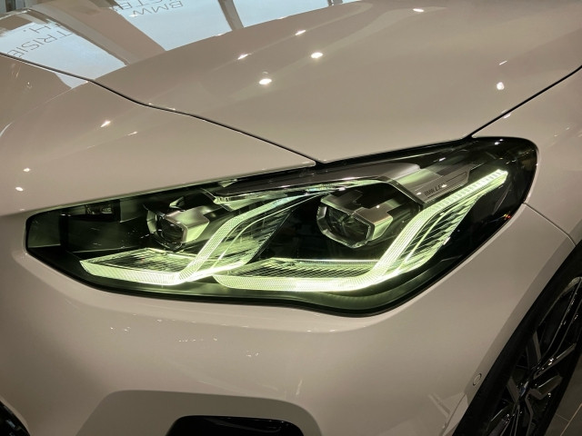 Bild 3: BMW 218d Active Tour B47