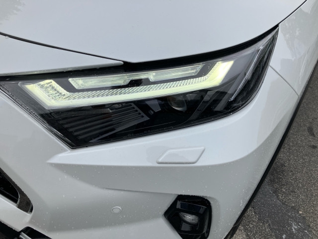 Bild 11: Toyota RAV4 Active 2,5, 306 PS 4x4 Plug-In