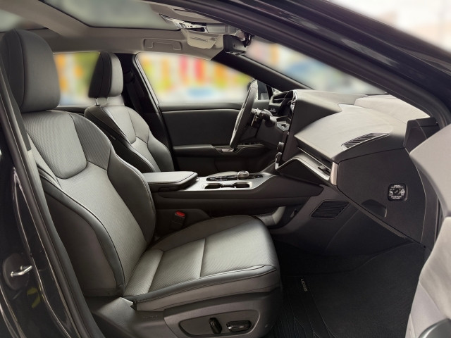 Bild 5: Lexus RZ 300e  Executive + Panorama Glasdach WLTP-Reichweite 472km