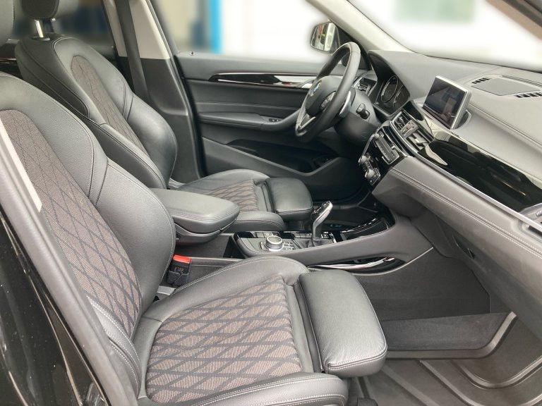 Bild 5: BMW X1 sDrive18d Aut.