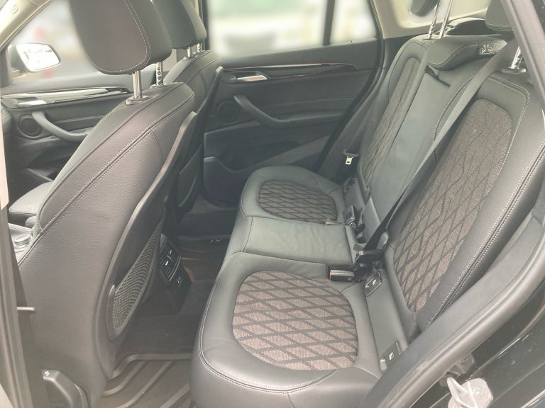 Bild 8: BMW X1 sDrive18d Aut.