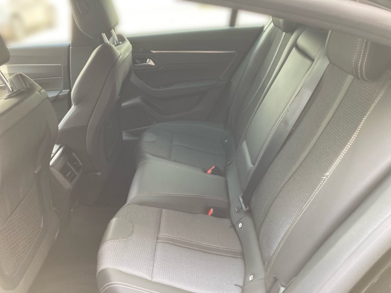 Bild 8: Peugeot 508 1,5 BlueHDi 130 EAT8 Allure Aut.