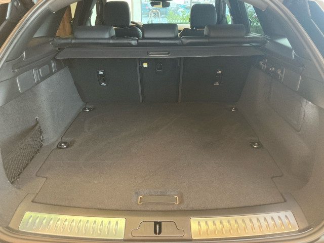 Bild 8: Land Rover Range Rover Velar P400e Dynamic SE