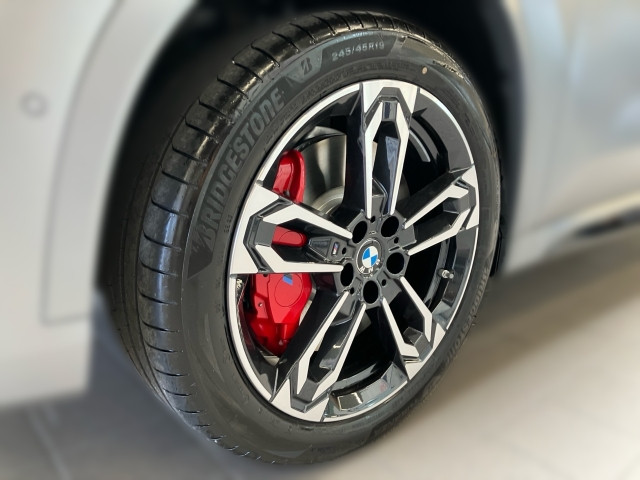 Bild 4: BMW iX1 xDrive30 U11