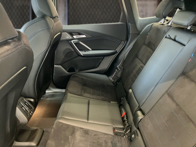 Bild 8: BMW iX1 xDrive30 U11