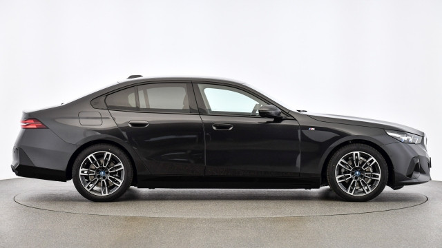Bild 9: BMW 530e xDrive Limousine G60