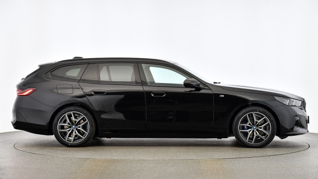 Bild 9: BMW i5 xDrive40 Touring