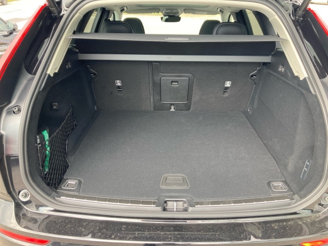 Bild 9: VOLVO PKW XC60 Ultra, T6 AWD Plug-in Hybrid, Elektrisch/Benzin, Dark