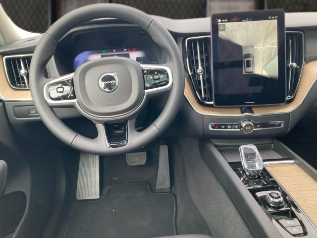 Bild 6: VOLVO PKW XC60 Ultra, T6 AWD Plug-in Hybrid, Elektrisch/Benzin, Dark