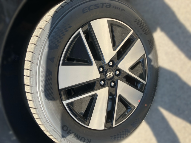 Bild 4: Hyundai IONIQ 9 Prestige Line 110 kWh 4WD