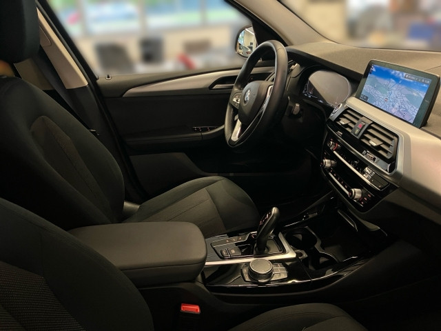 Bild 5: BMW X3 xDrive 20d 48V Au
