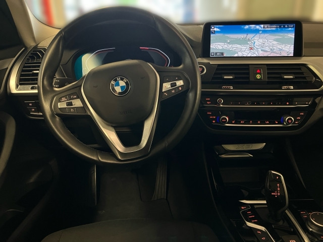 Bild 6: BMW X3 xDrive 20d 48V Au