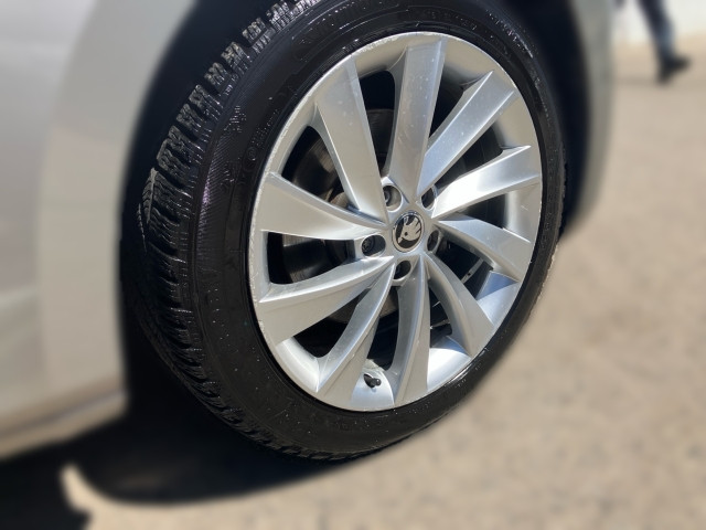 Bild 4: Skoda Superb 2,0 TDI 4x4 S