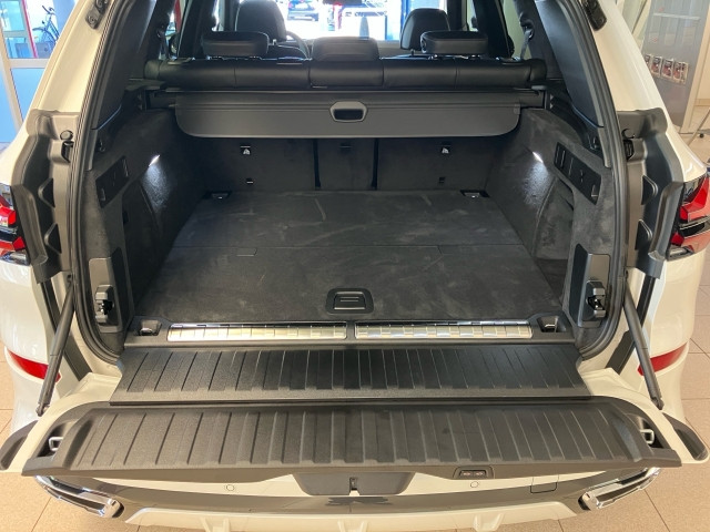 Bild 9: BMW X5 xDrive50e PHEV 25