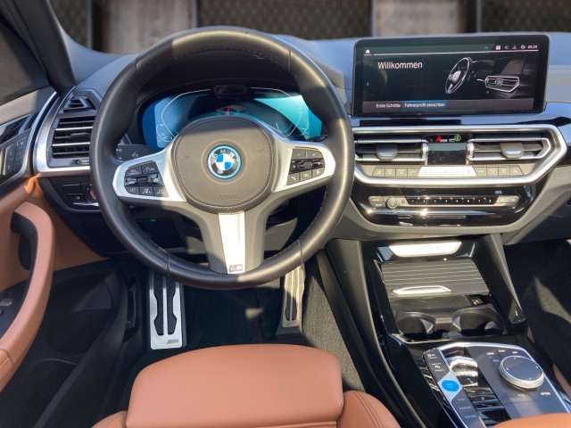 Bild 6: BMW iX3 M 73,8kWh Sport