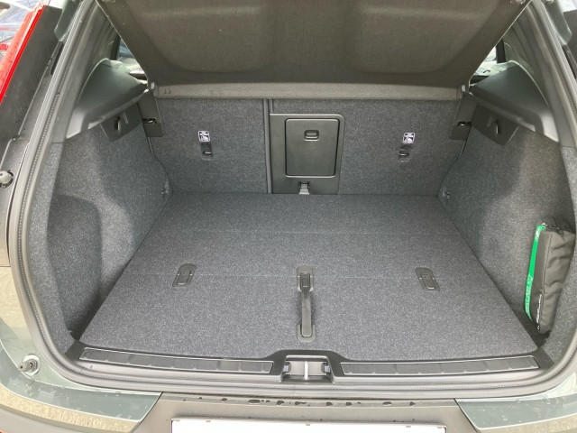 Bild 9: VOLVO PKW EX40 Ultra, Single Motor Extended Range, Vollelektrisch