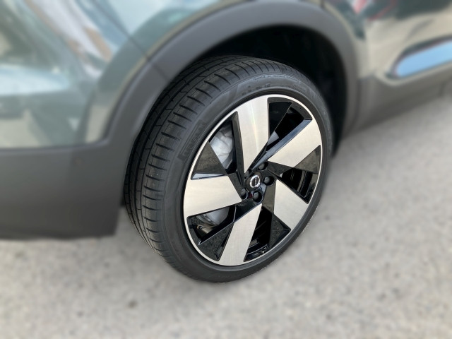 Bild 4: VOLVO PKW EX40 Ultra, Single Motor Extended Range, Vollelektrisch