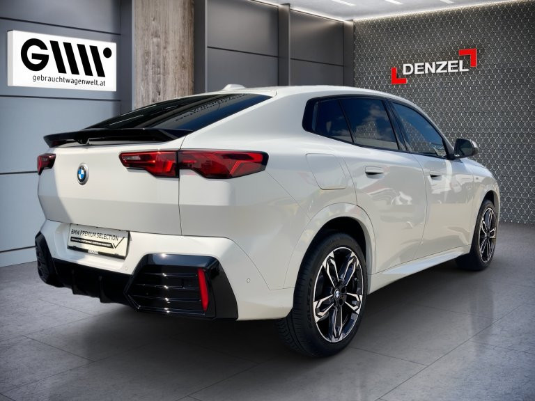 Bild 3: BMW X2 sDrive20i 48V Aut.