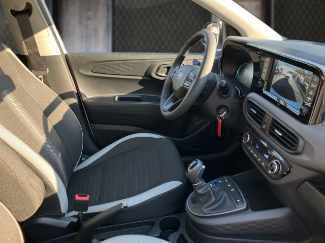 Bild 5: Hyundai i10 GO Plus 1,2 AMT