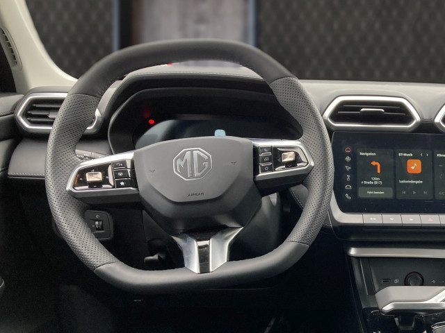 Bild 9: MG ZS HEV Luxury/25