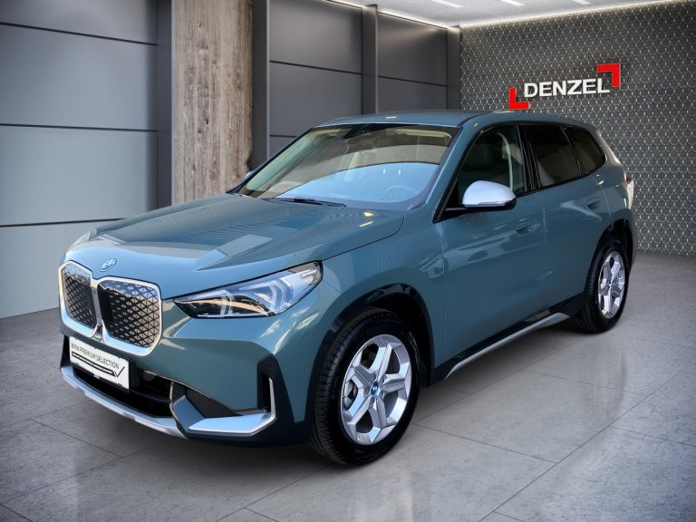 Bild 0: BMW iX1 eDrive20 U11