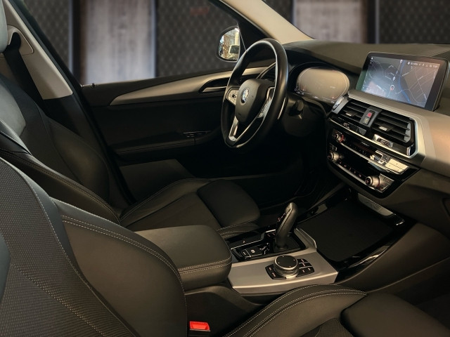 Bild 5: BMW X3 sDrive 18d Aut.