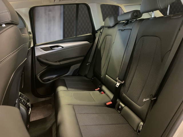 Bild 8: BMW X3 sDrive 18d Aut.