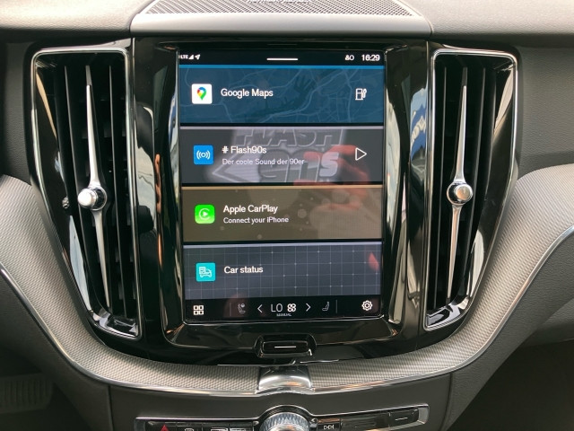 Bild 7: VOLVO PKW XC60 Plus, T6 Plug-in Hybrid, Elektrisch/Benzin, Dark