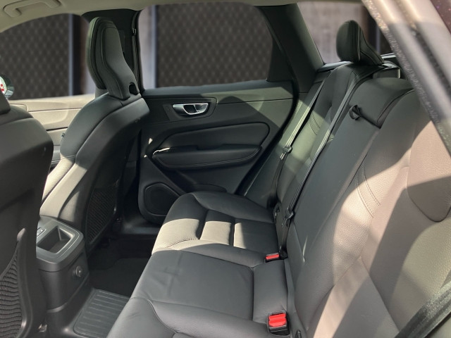 Bild 8: VOLVO PKW XC60 Plus, T6 Plug-in Hybrid, Elektrisch/Benzin, Dark