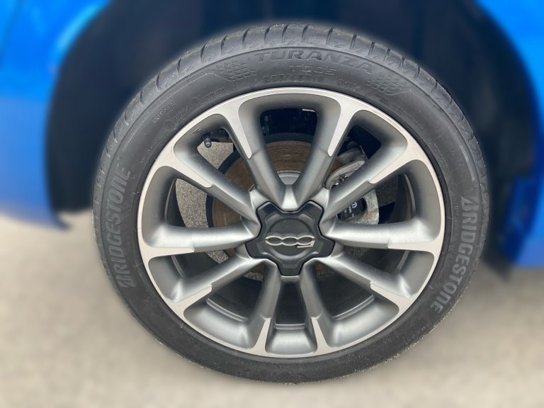 Bild 4: Fiat 500X Dolcevita MY22-Hybrid 130 7-Gang DCT Sondermodell Dolce