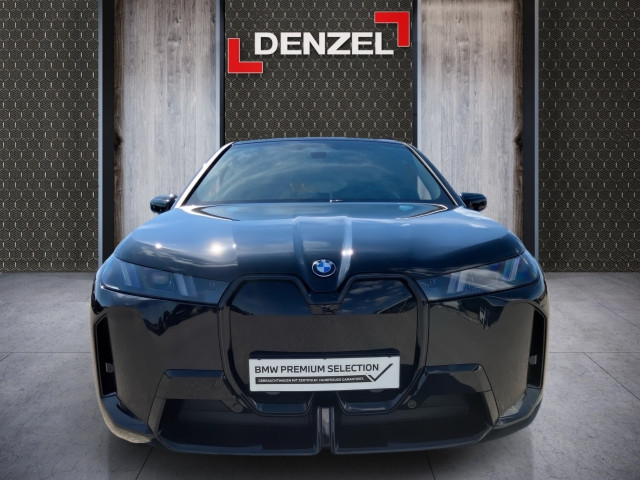 Bild 12: BMW iX xDrive45