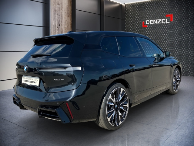 Bild 3: BMW iX xDrive45