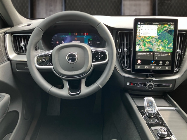 Bild 6: VOLVO PKW XC60 T6 AWD Plug-In Hybrid Ultra Black Edition