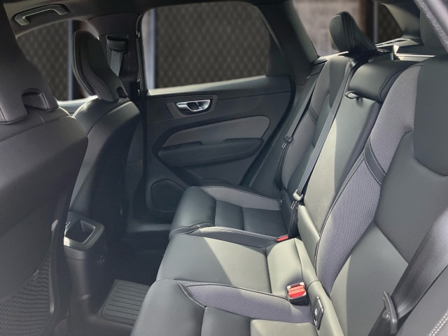 Bild 8: VOLVO PKW XC60 T6 AWD Plug-In Hybrid Ultra Black Edition