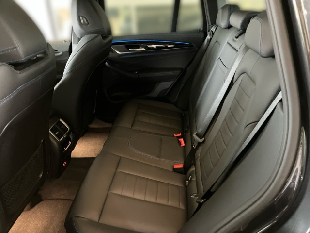 Bild 8: BMW iX3 G08 HA0
