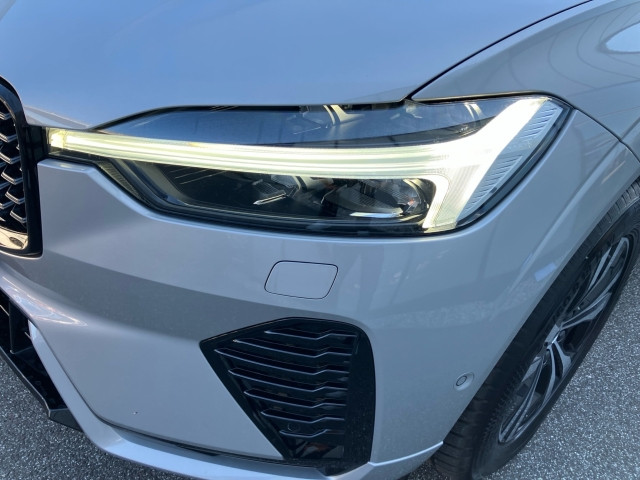 Bild 11: VOLVO PKW XC60 Plus, T6 Plug-in Hybrid, Elektrisch/Benzin, Dark